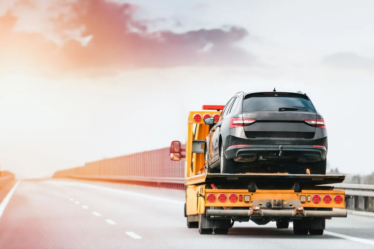 Ataşehir Oto Çekici ve Yol Yardımı: 7/24 Güvenilir Çekici Hizmeti