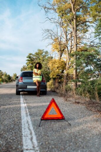 riva-yollarinda-arac-kaldiginda-ilk-yapilmasi-gerekenler-RFghB2 — İstanbul Acil Oto Çekici - 0532 712 95 81